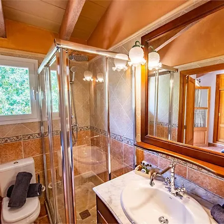 - Sa Parellada Hotel Binibona