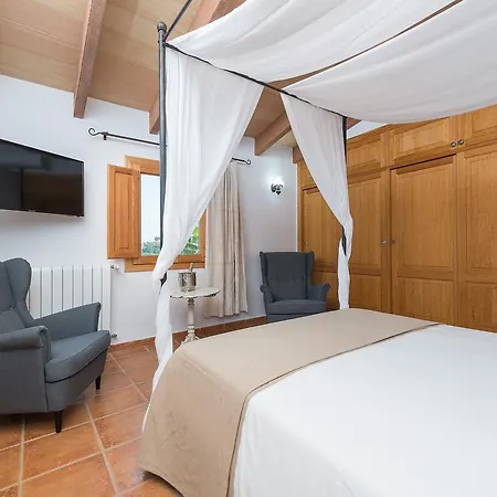 - Sa Parellada Hotel